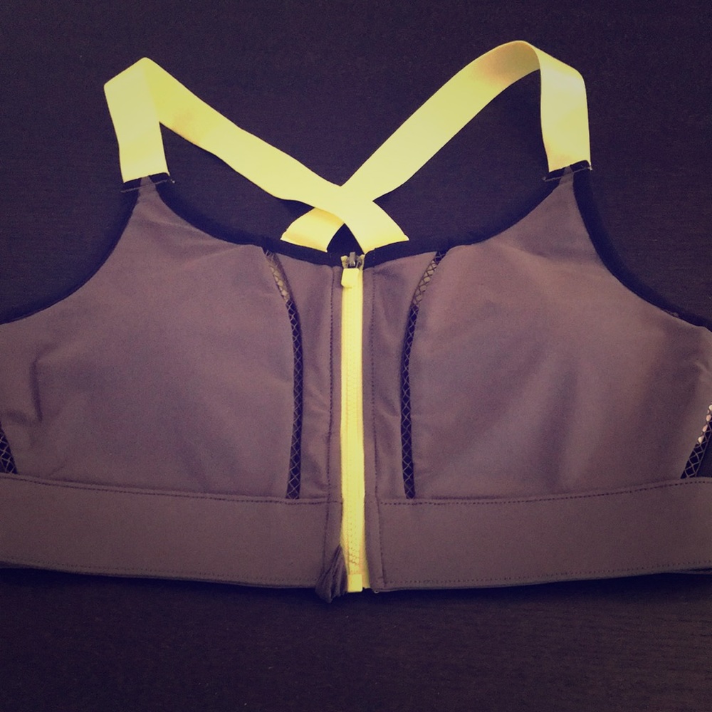 Fabletics high impact zip front sports bra